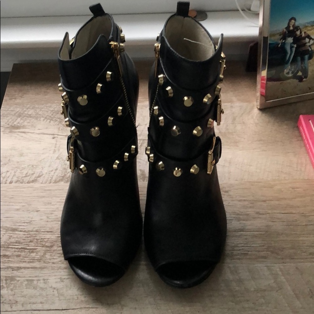 Michael Kors black leather peep toe booties